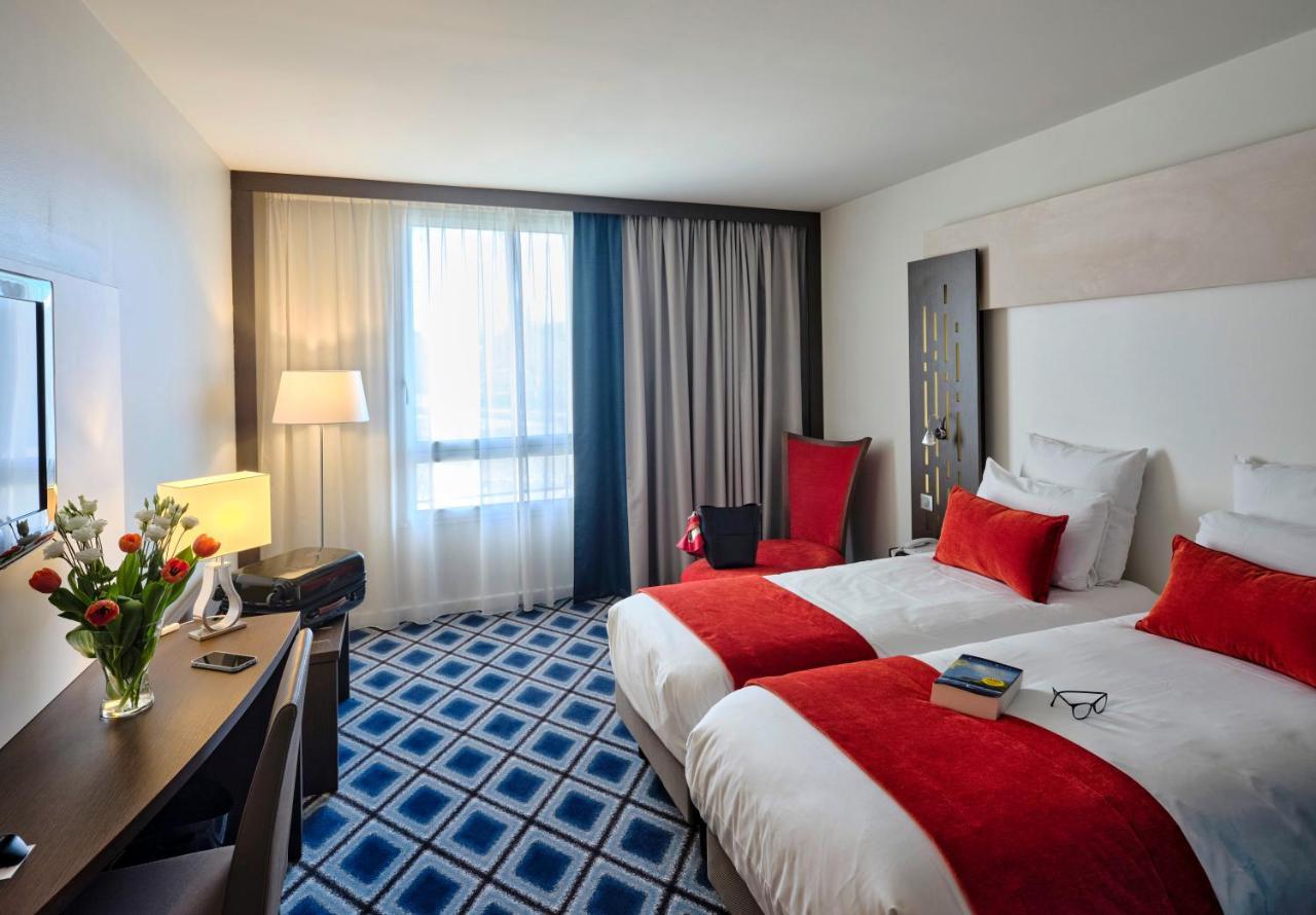 Mercure Chartres Cathedrale Экстерьер фото