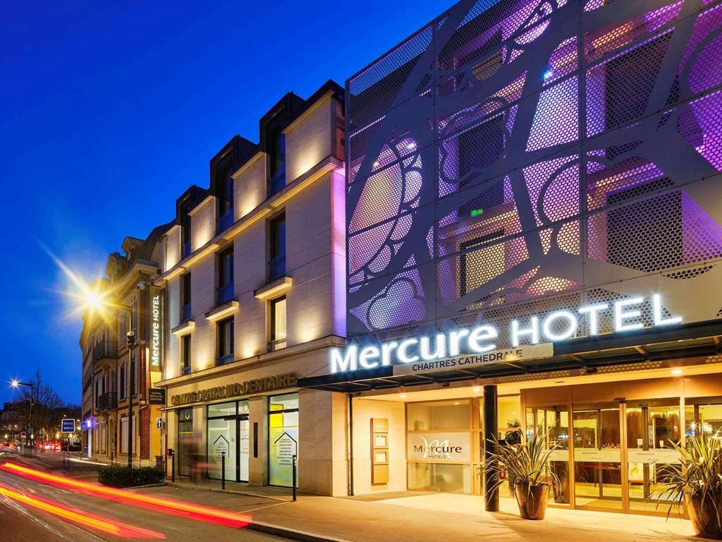 Mercure Chartres Cathedrale Экстерьер фото
